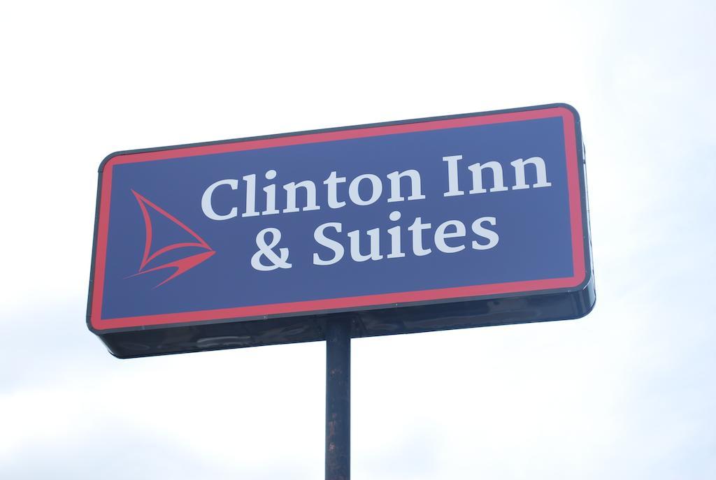 פורט קלינטון Clinton Inn & Suites מראה חיצוני תמונה